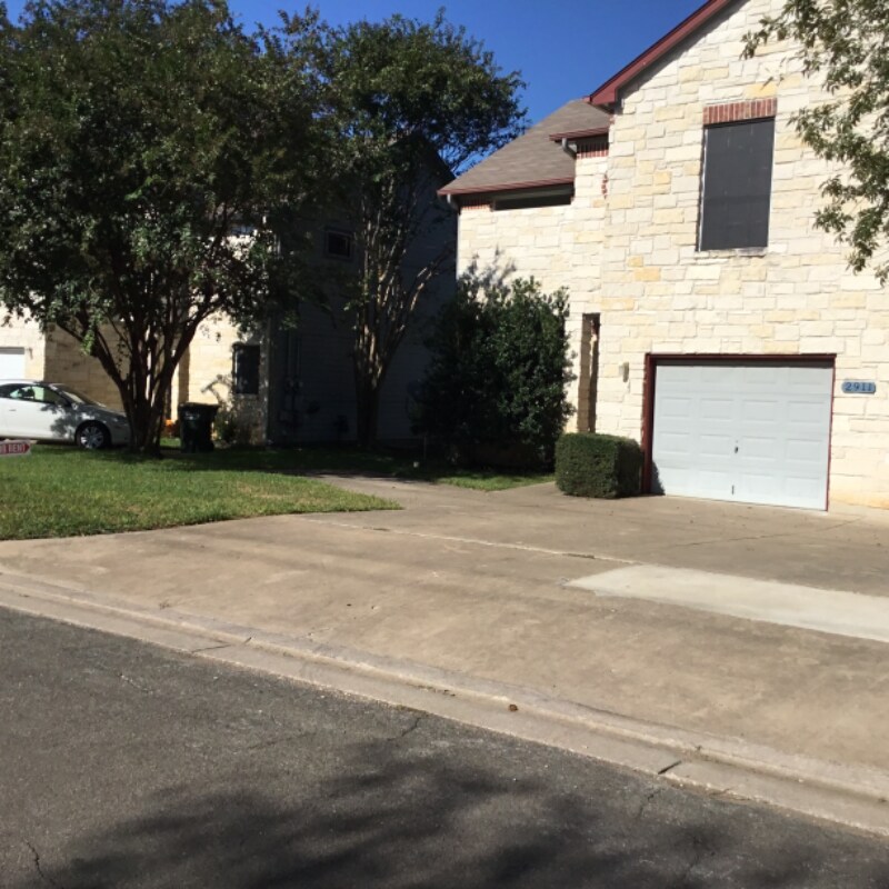 2911 Whisper Oaks Ln, TX 78628 Townhome Rentals in