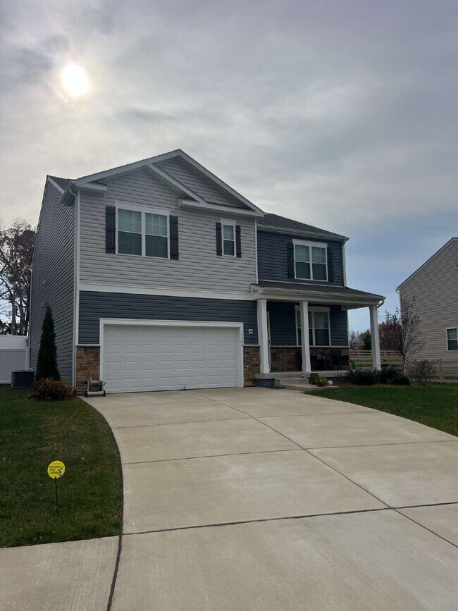 Foto del edificio - *Coming Soon-Available for Renting January...