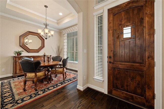 Building Photo - 205 Lake Como Dr