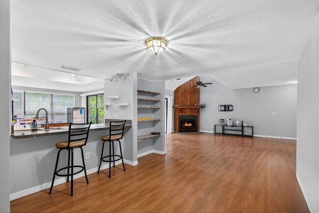Foto del edificio - Cozy 3 Bedroom Available in Tampa!