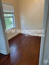 Building Photo - 1523 N Mccadden Pl