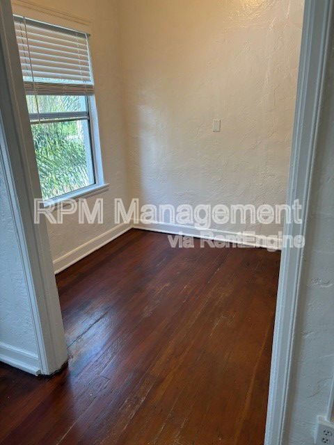 Foto principal - 1523 N Mccadden Pl