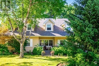 Building Photo - 43 Ravina Crescent