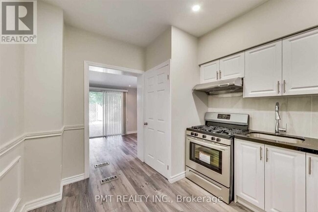 Building Photo - 449 Concord Ave