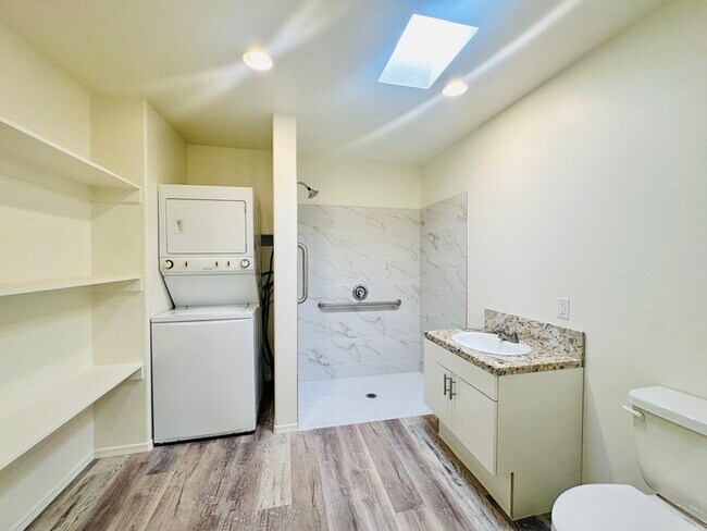 Foto del edificio - 1337 W Pennington St