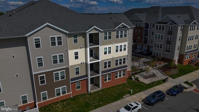 Building Photo - 700 Mount Airy Ter NE
