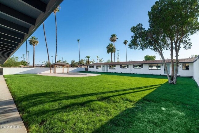 Building Photo - 6616 E Avalon Dr