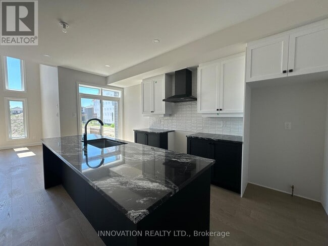 Building Photo - 111 Bristol Cres