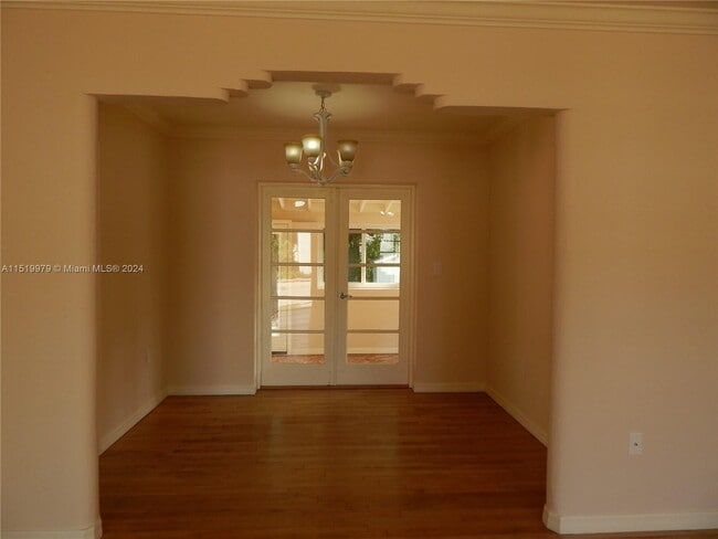 Building Photo - 1841 SW 37th Ave