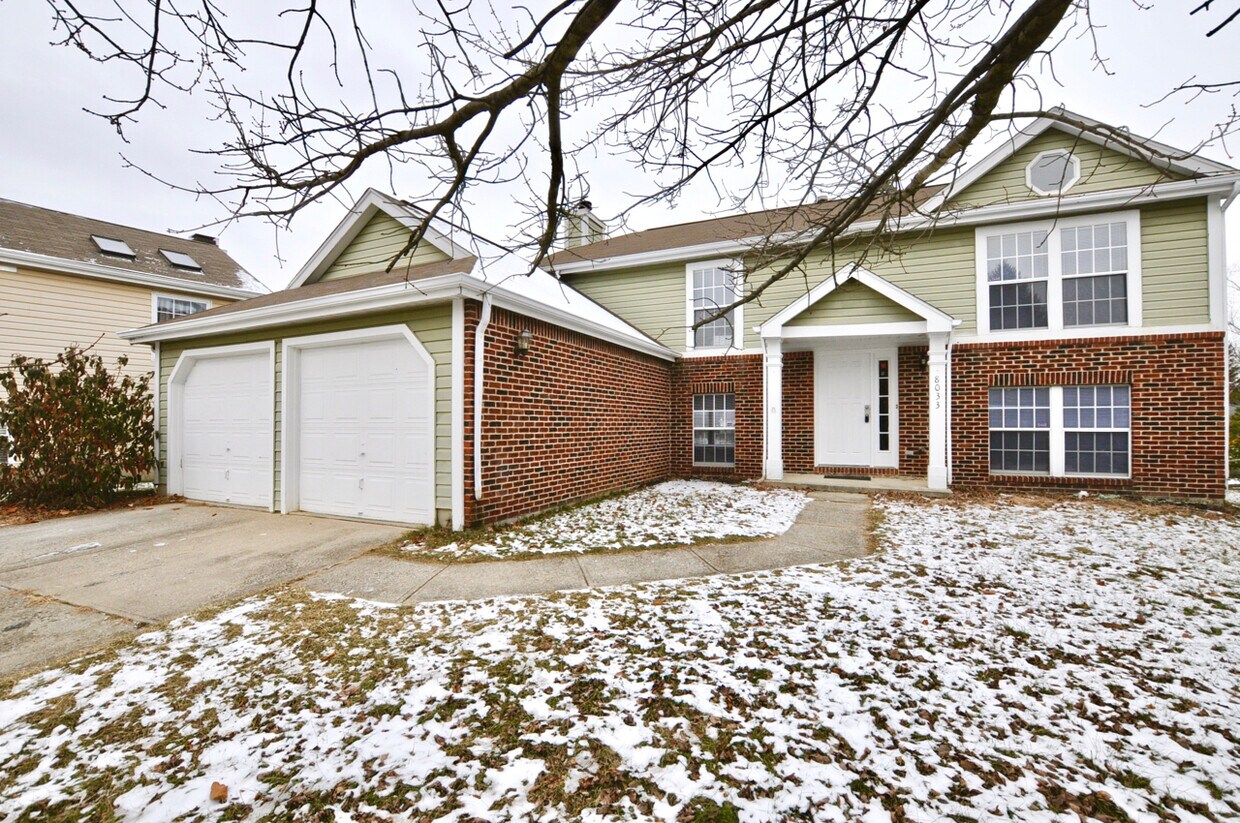 Foto principal - 8033 Cardinal Cove W