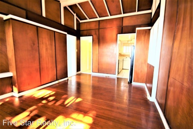 Building Photo - 2881 Pacific Heights Rd