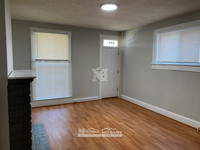 Foto del edificio - 623 Dumbarton Ave