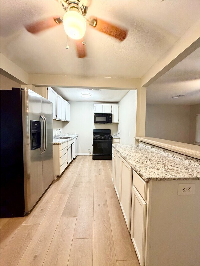 Foto del edificio - 4422 Mallow St