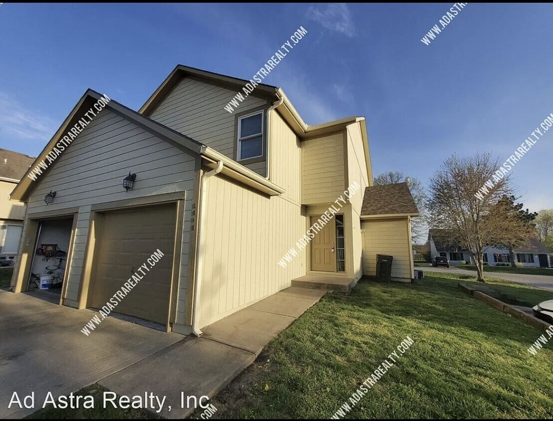 304 N 9th St, Louisburg, KS 66053 House Rental in Louisburg, KS