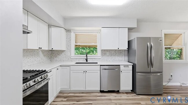 Building Photo - 1810 Owens Ct