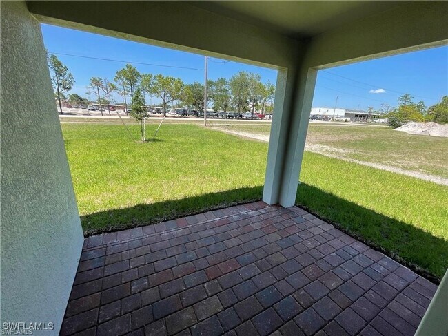 Foto del edificio - 1409 NW 4th St