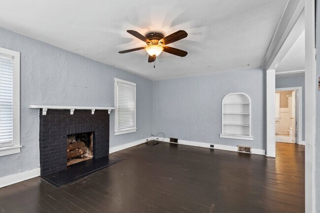 Building Photo - 1540 Dunklin St