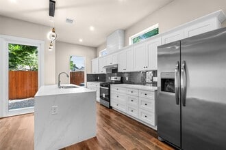 Building Photo - 3715 Goodhope St