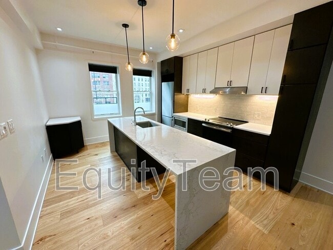 Foto del edificio - 32 E Court St