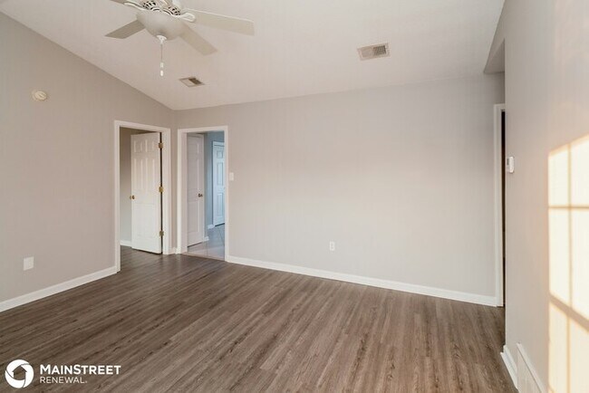Foto del edificio - 10696 Pecan View Dr