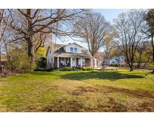 Building Photo - 21 Lakewood Dr