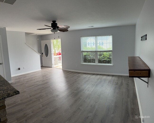 Building Photo - 140 Wigmore Ln