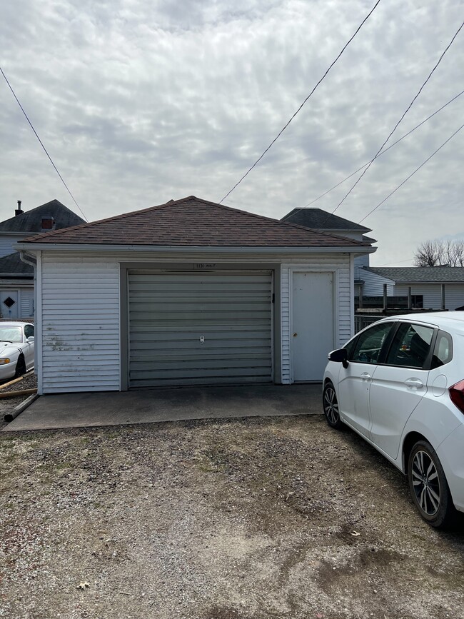 One car garage - 1131 Avenue F