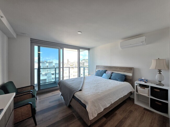 Foto del edificio - 1500 Rycroft St