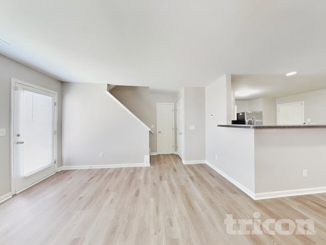 Building Photo - 1609 Extine Ln