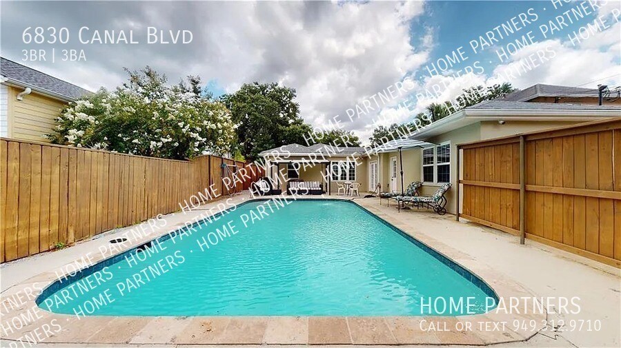 Primary Photo - Rent to Own Pool House with $20,000 Down -...