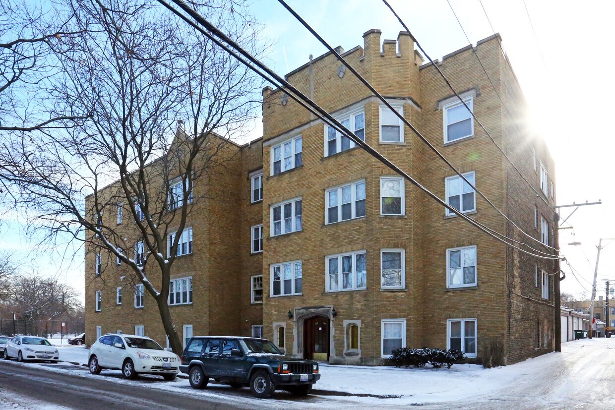 Foto del edificio - 7016-24 N Rockwell St