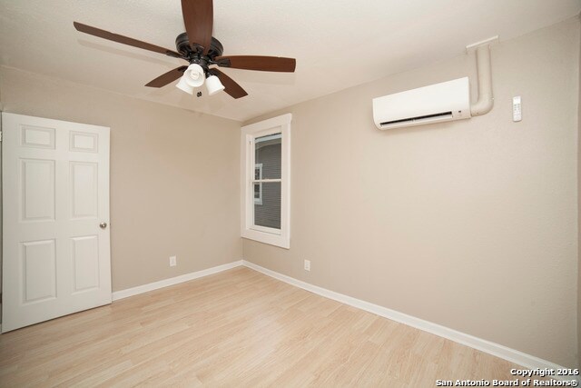 Foto del edificio - 645 E Park Ave