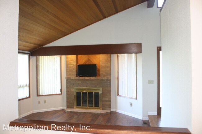Building Photo - 4 br, 3 bath House - 6008 142nd Ct SE