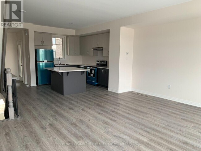 Building Photo - 94 Ambereen Pl