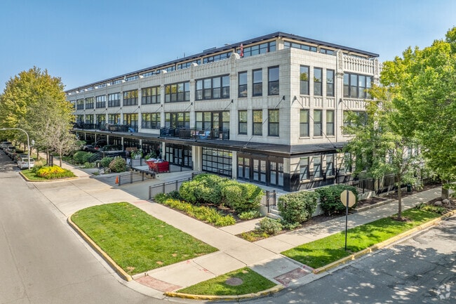 University Commons III