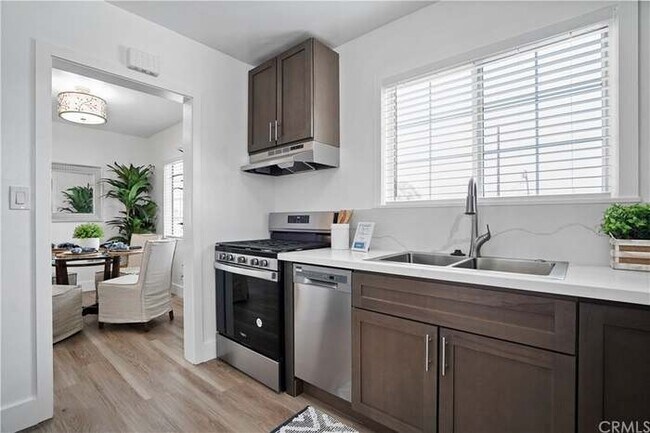 Foto del edificio - 3116 W 135th St