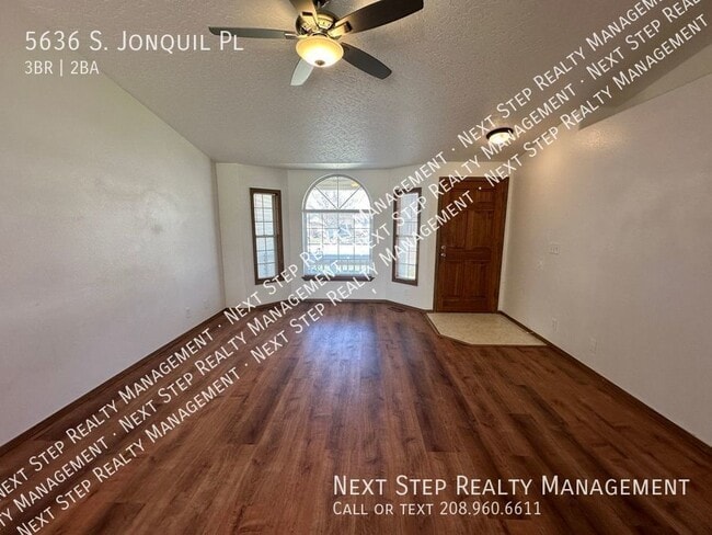 Building Photo - 5636 S Jonquil Pl