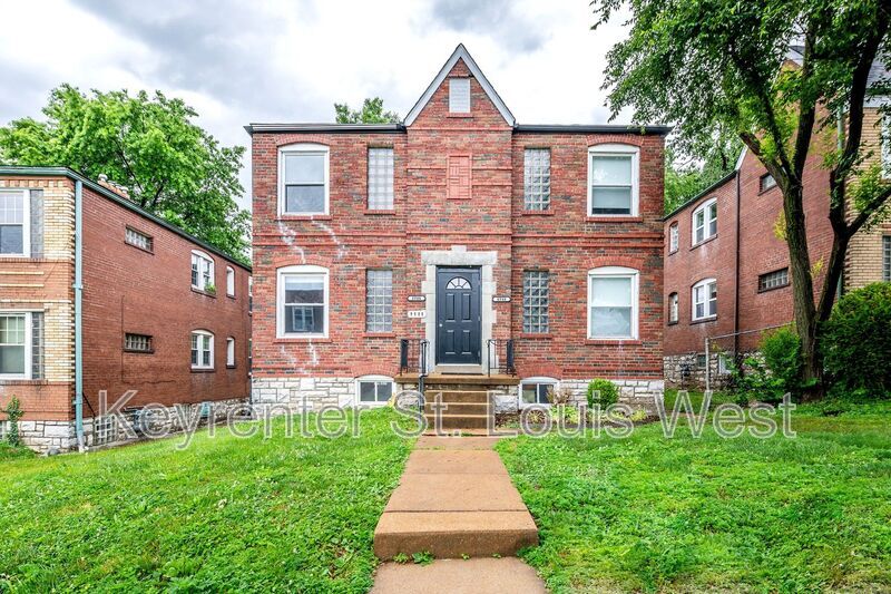Primary Photo - 4946 Kemper Ave.