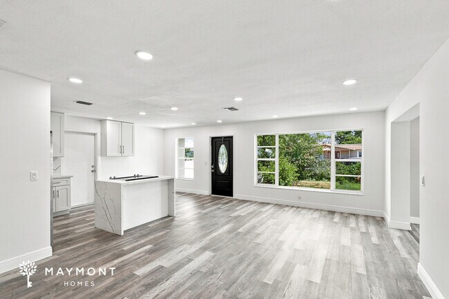 Foto del edificio - 730 NW 18th St