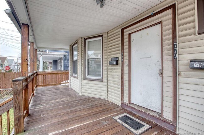 Foto del edificio - 777 William St