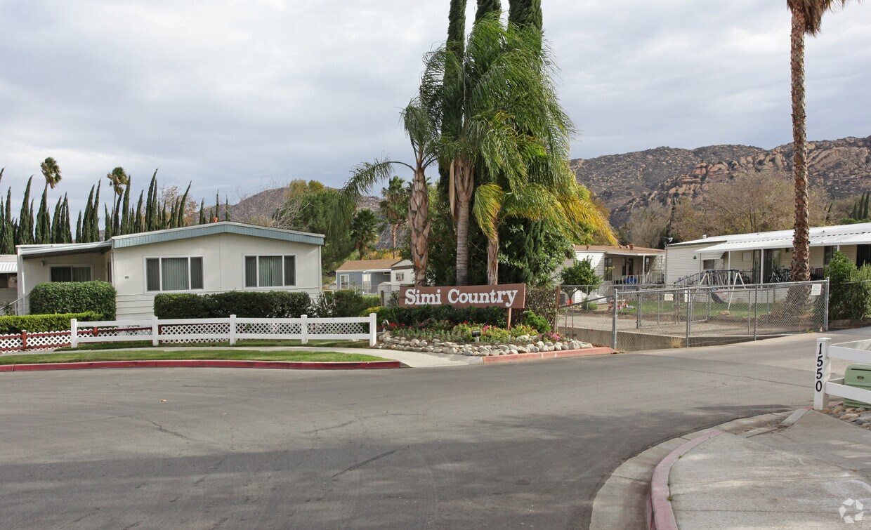 Primary Photo - 1550 Rory Way