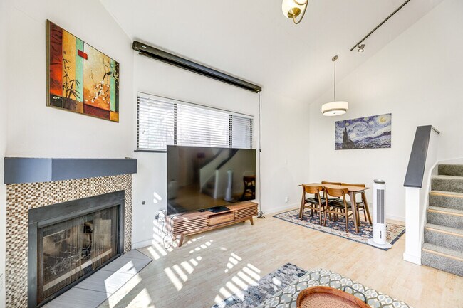 Foto del edificio - 1735 Spyglass Dr