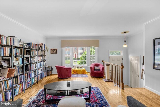 Foto del edificio - 6861 Williamsburg Pond Ct