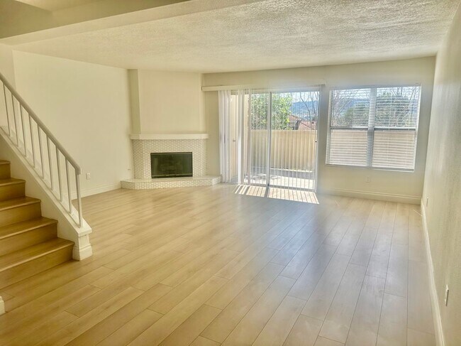 Foto del edificio - 2731 Erringer Rd