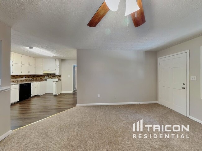 Building Photo - 65 Highland Cir