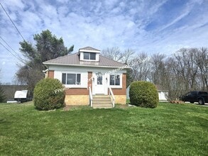 Building Photo - 1425 Barclay Hill Rd