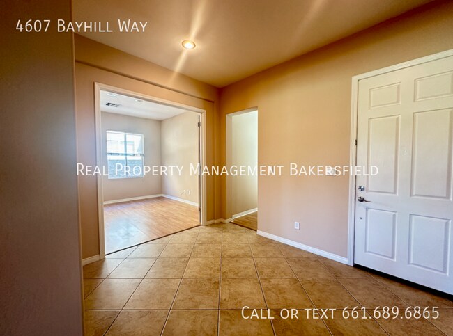 Foto del edificio - 4607 Bayhill Way