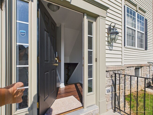 Foto del edificio - Coming Soon - 3 Bedroom Home in Dallastown...