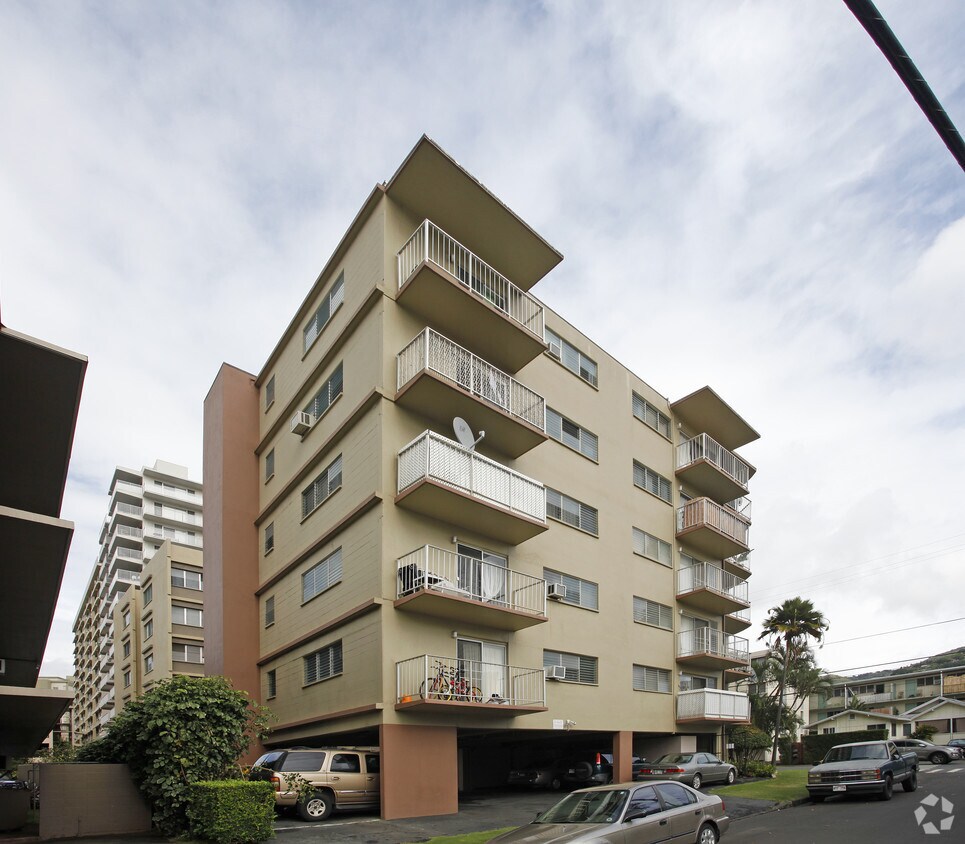 Foto del edificio - Chateau Chamberlain
