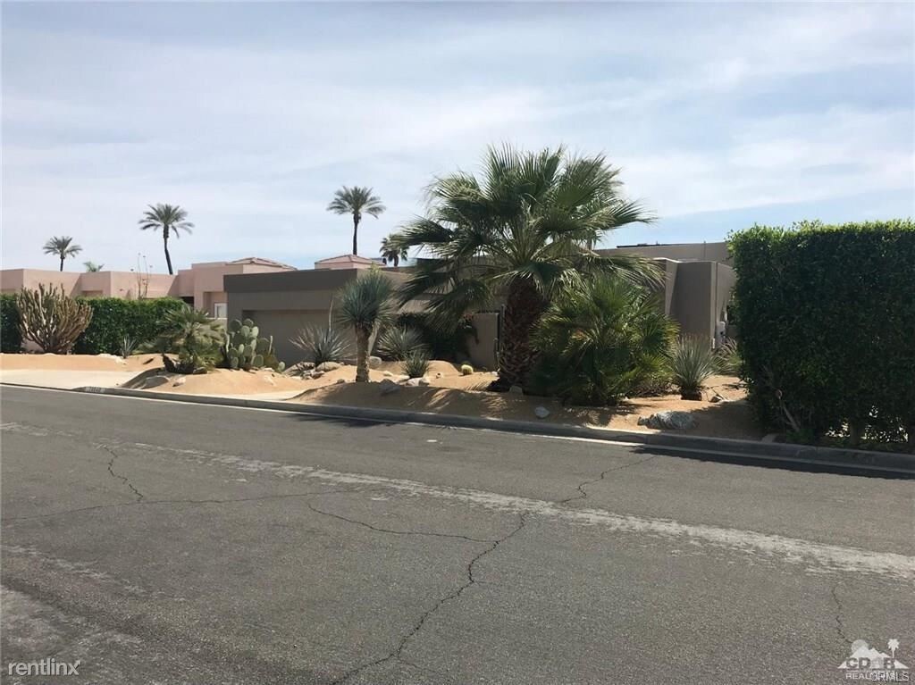 Primary Photo - 70840 Ironwood Dr